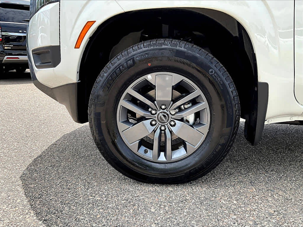 2025 Nissan Frontier SV - Photo 7