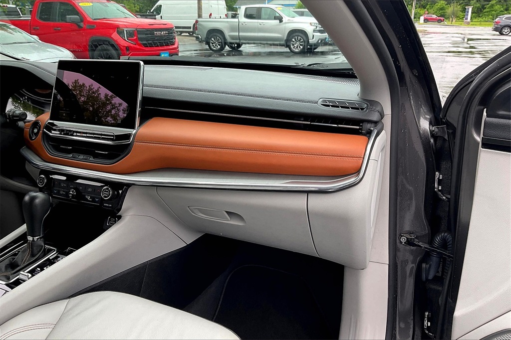 2022 Jeep Compass Limited - Photo 12