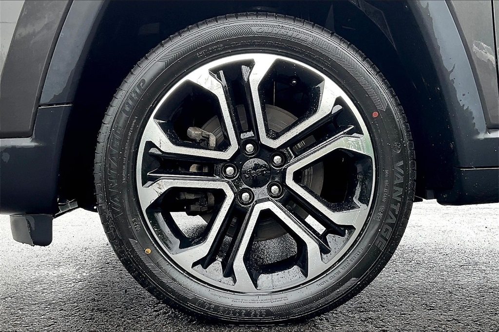 2022 Jeep Compass Limited - Photo 21