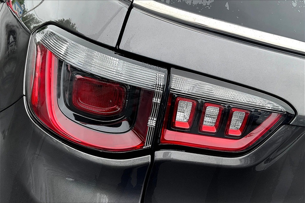 2022 Jeep Compass Limited - Photo 31