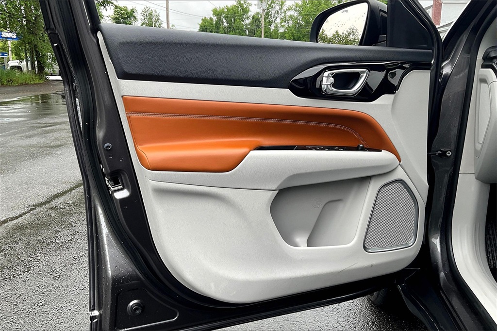 2022 Jeep Compass Limited - Photo 9