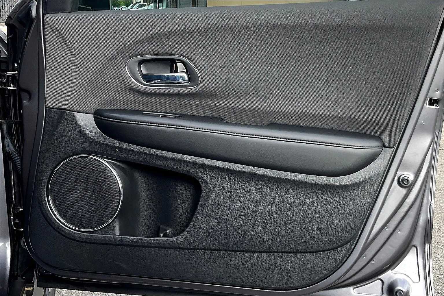 2022 Honda HR-V EX - Photo 12