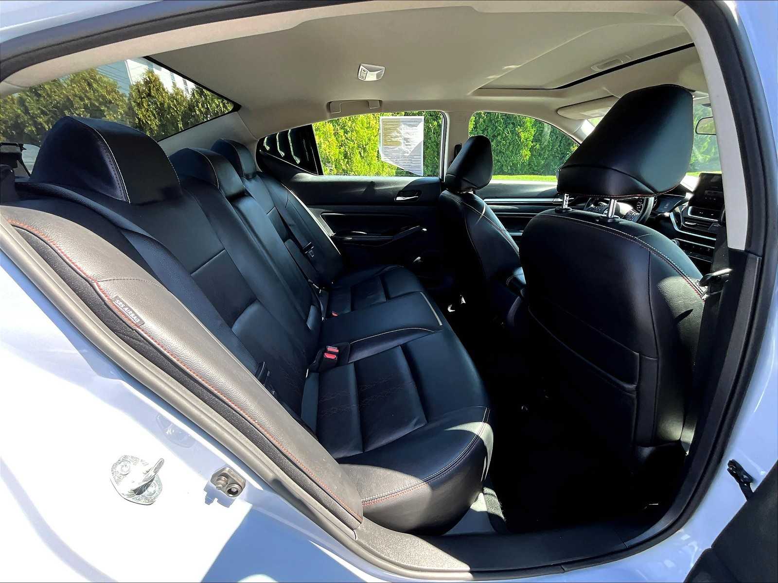 2023 Nissan Altima 2.5 SR - Photo 16