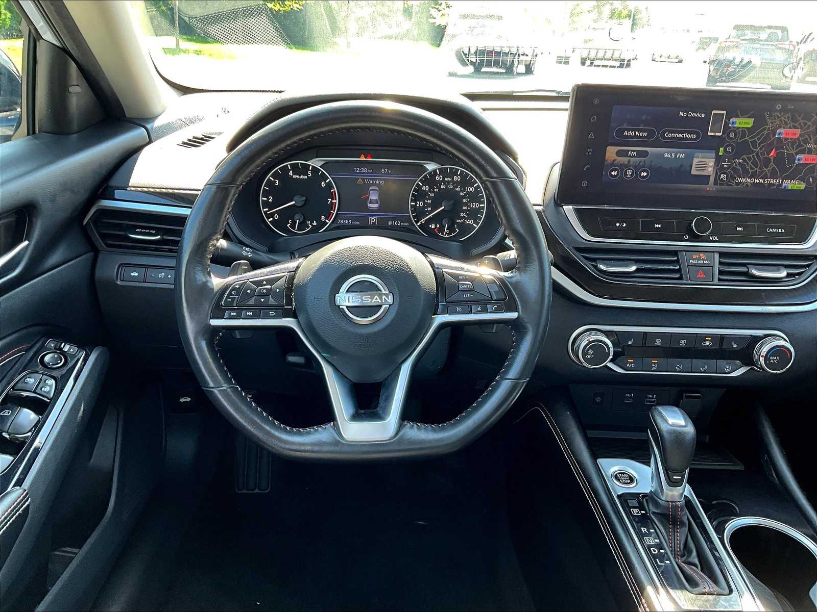 2023 Nissan Altima 2.5 SR - Photo 17