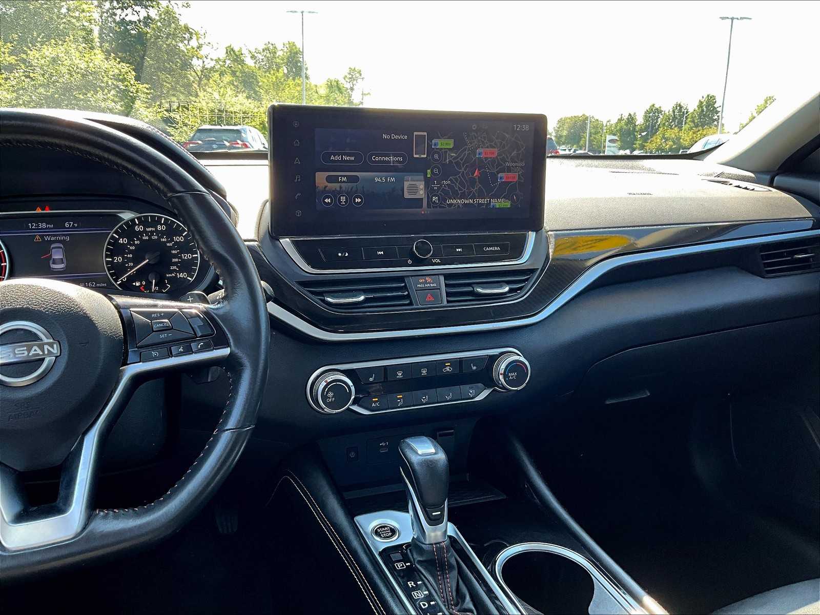 2023 Nissan Altima 2.5 SR - Photo 18