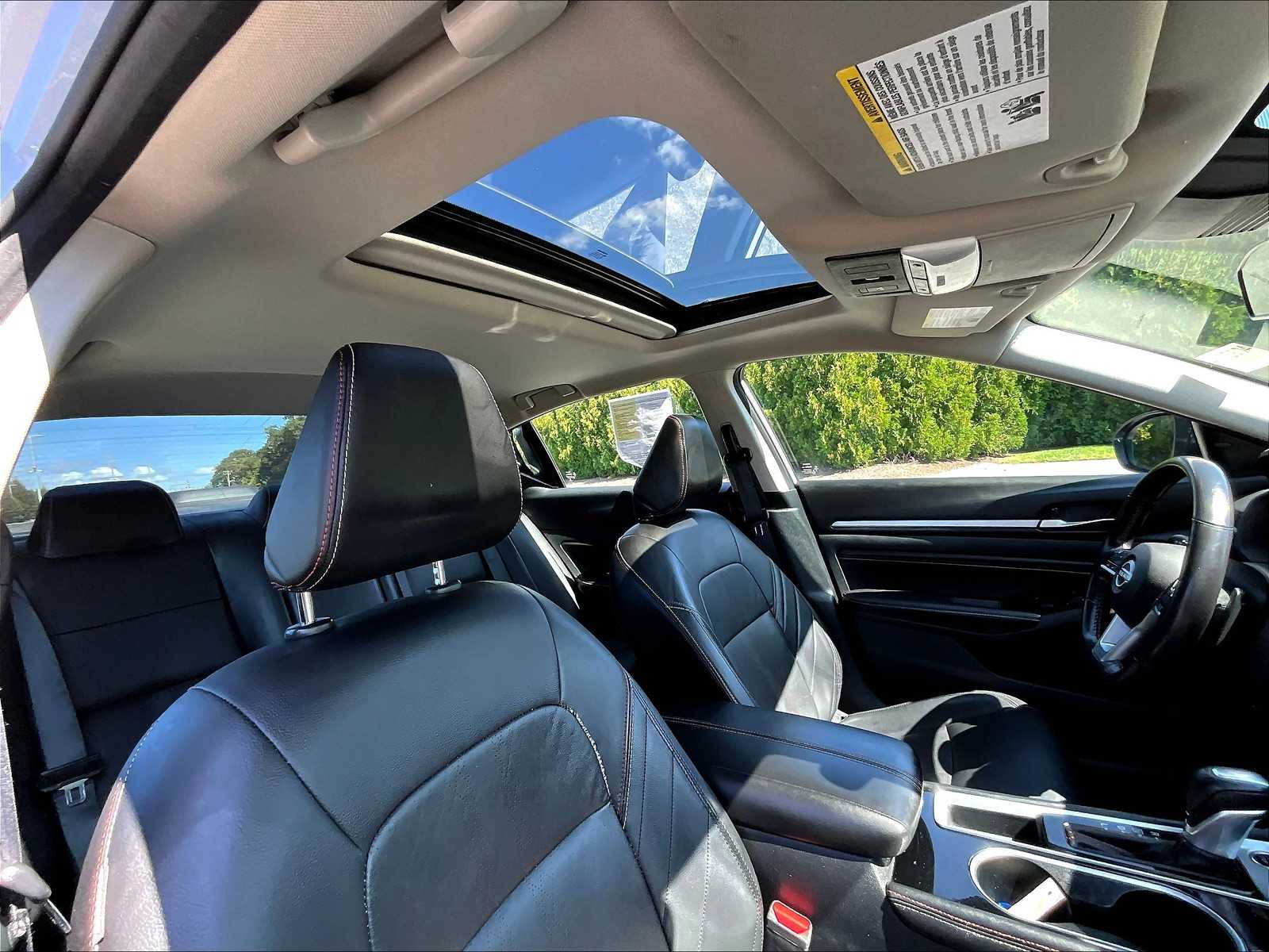 2023 Nissan Altima 2.5 SR - Photo 22