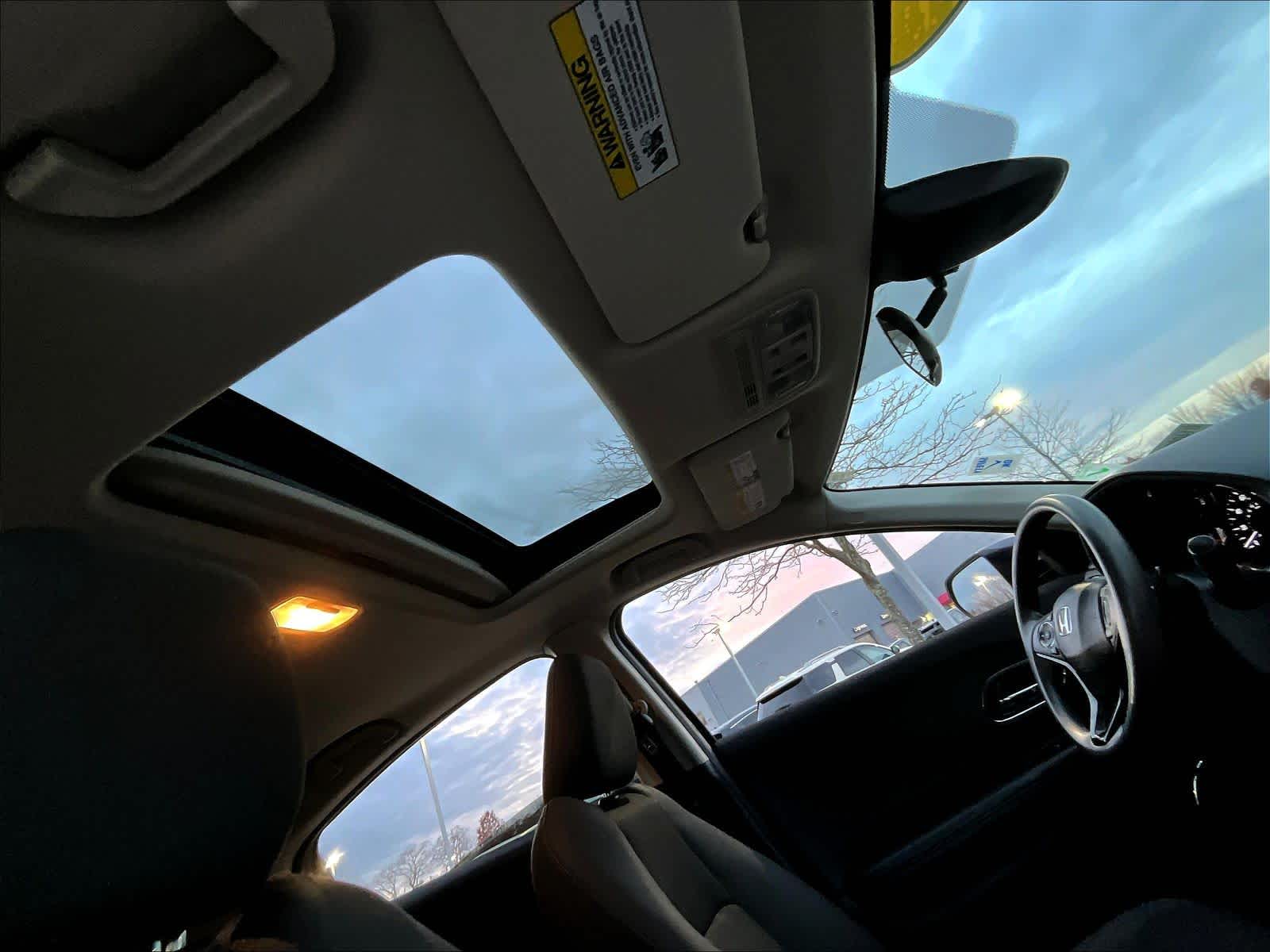 2022 Honda HR-V EX - Photo 22