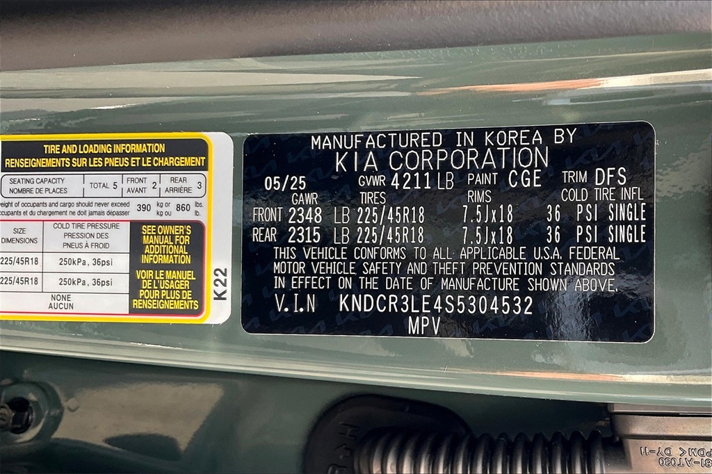 2025 Kia Niro EX Touring - Photo 16