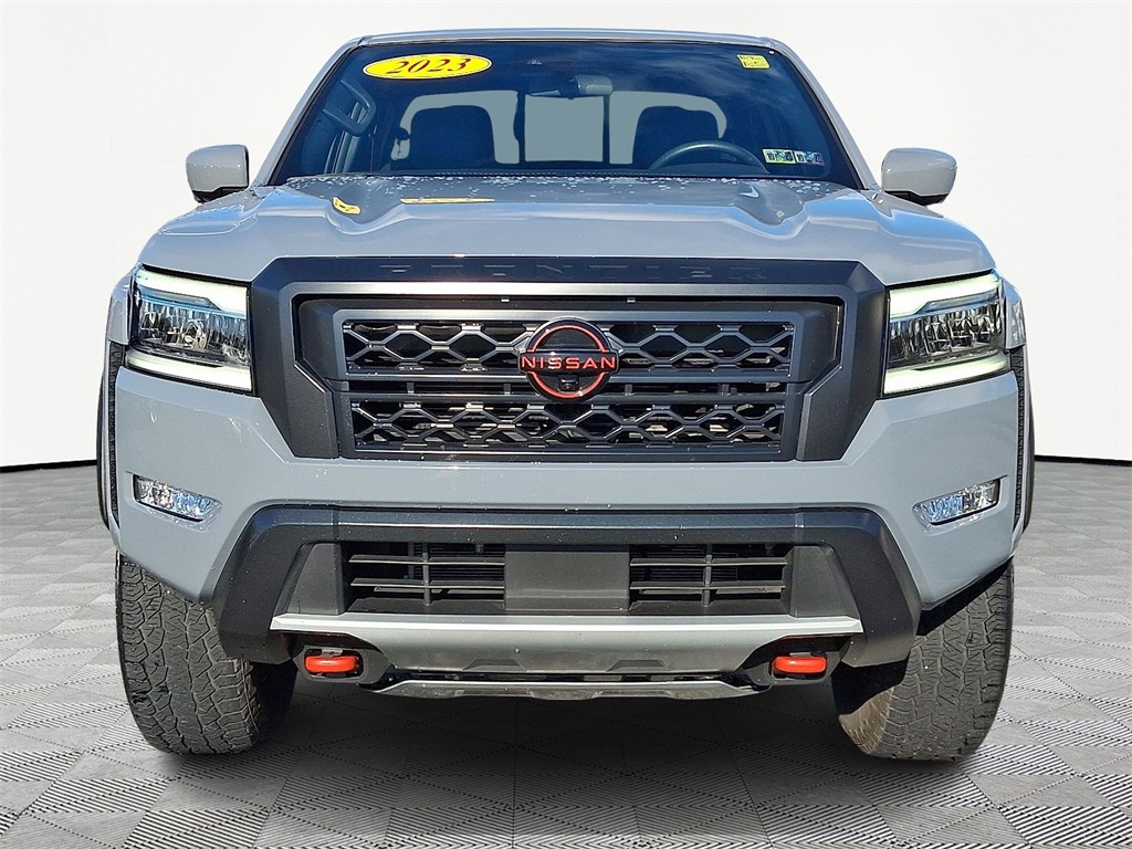 2023 Nissan Frontier PRO-4X - Photo 2