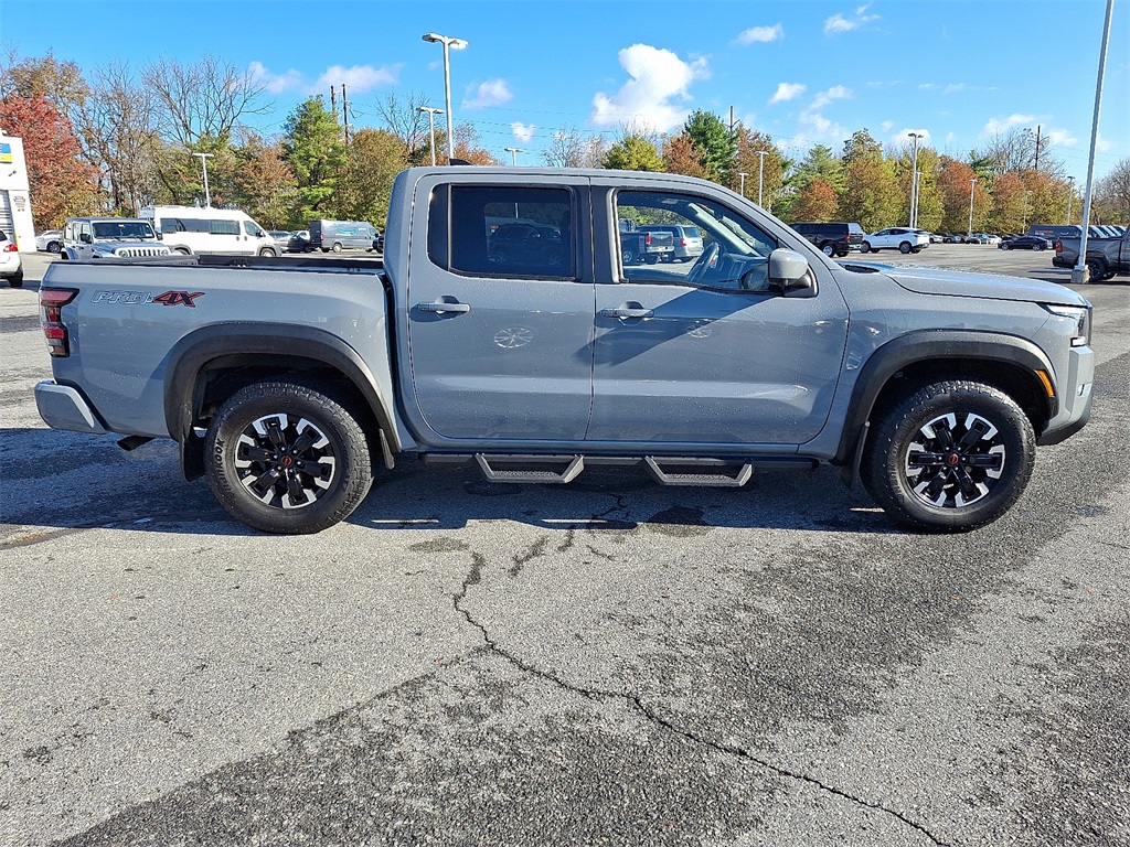 2023 Nissan Frontier PRO-4X - Photo 8
