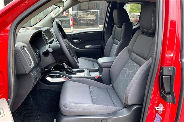 2025 Nissan Frontier SV - Photo 20