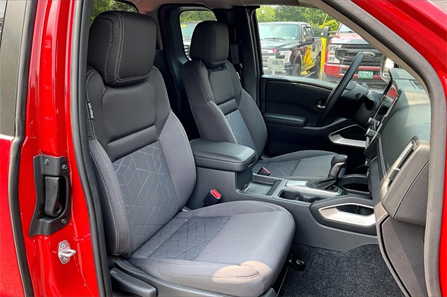 2025 Nissan Frontier SV - Photo 7