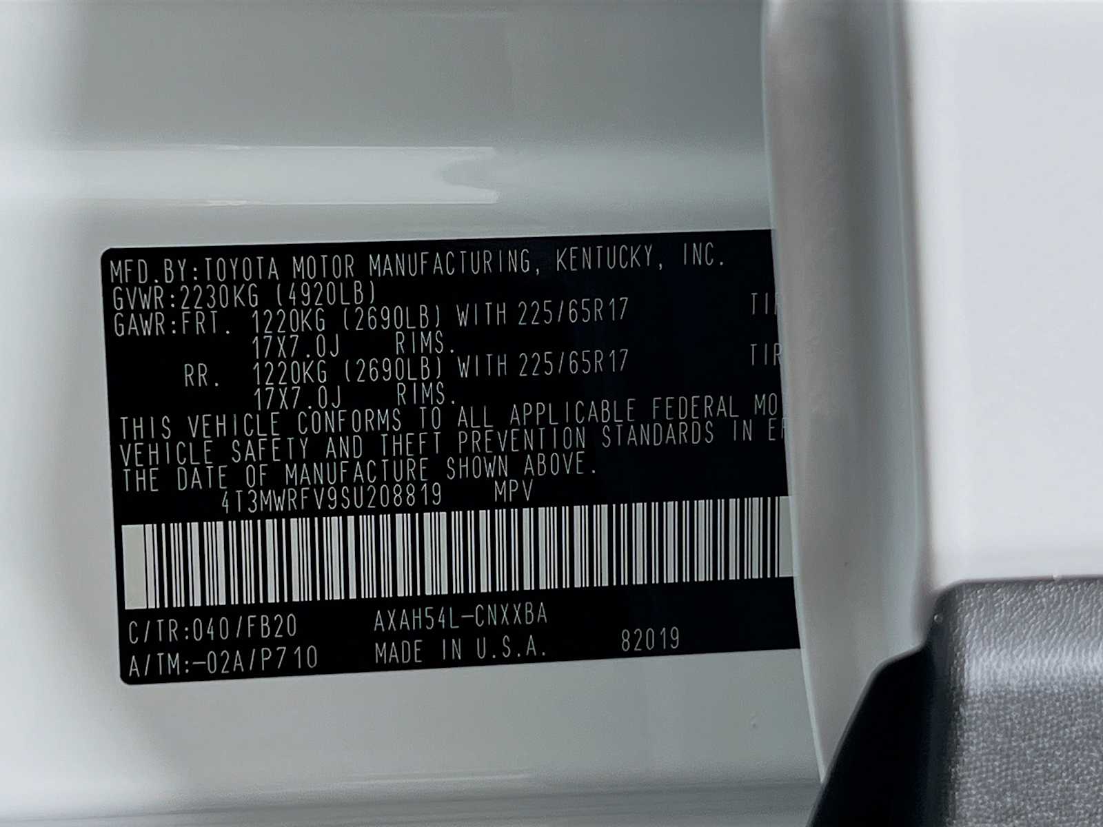 2025 Toyota RAV4 Hybrid LE - Photo 20