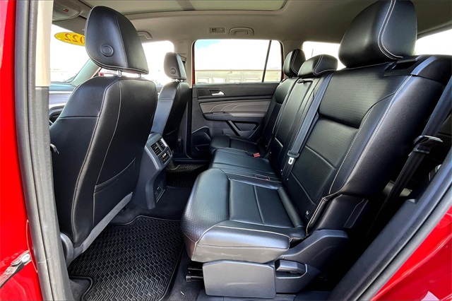 2022 Volkswagen Atlas SEL - Photo 14