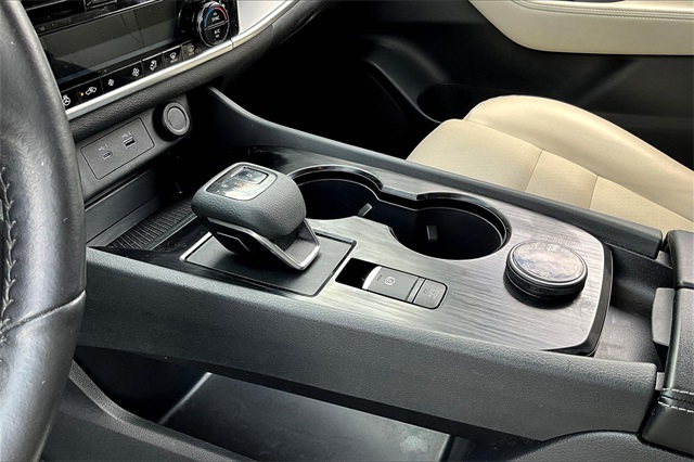 2023 Nissan Rogue SV - Photo 19