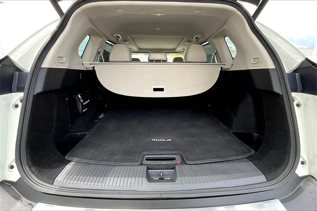 2023 Nissan Rogue SV - Photo 24