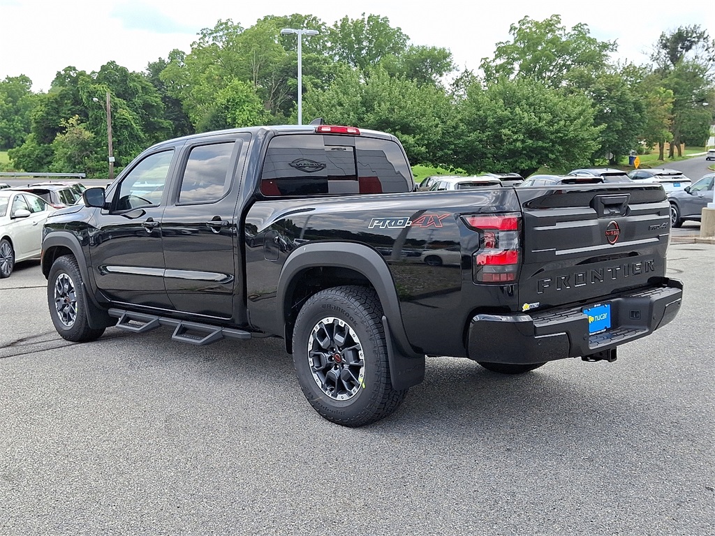 2025 Nissan Frontier PRO-4X - Photo 3