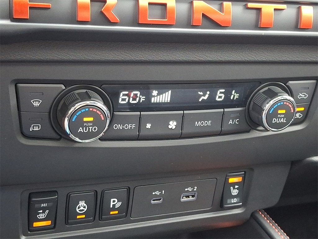 2025 Nissan Frontier PRO-4X - Photo 10