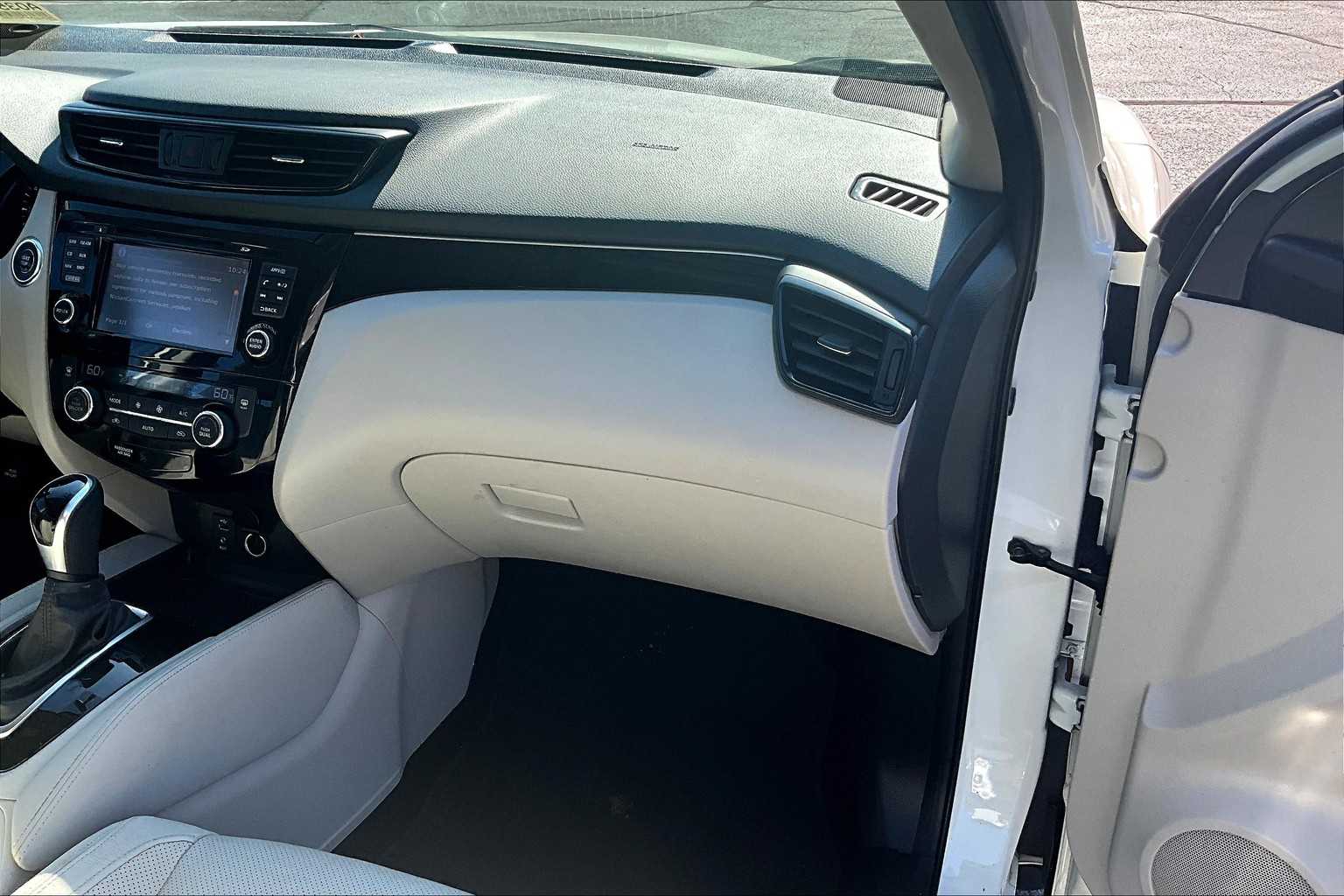 2018 Nissan Rogue Sport SL - Photo 13