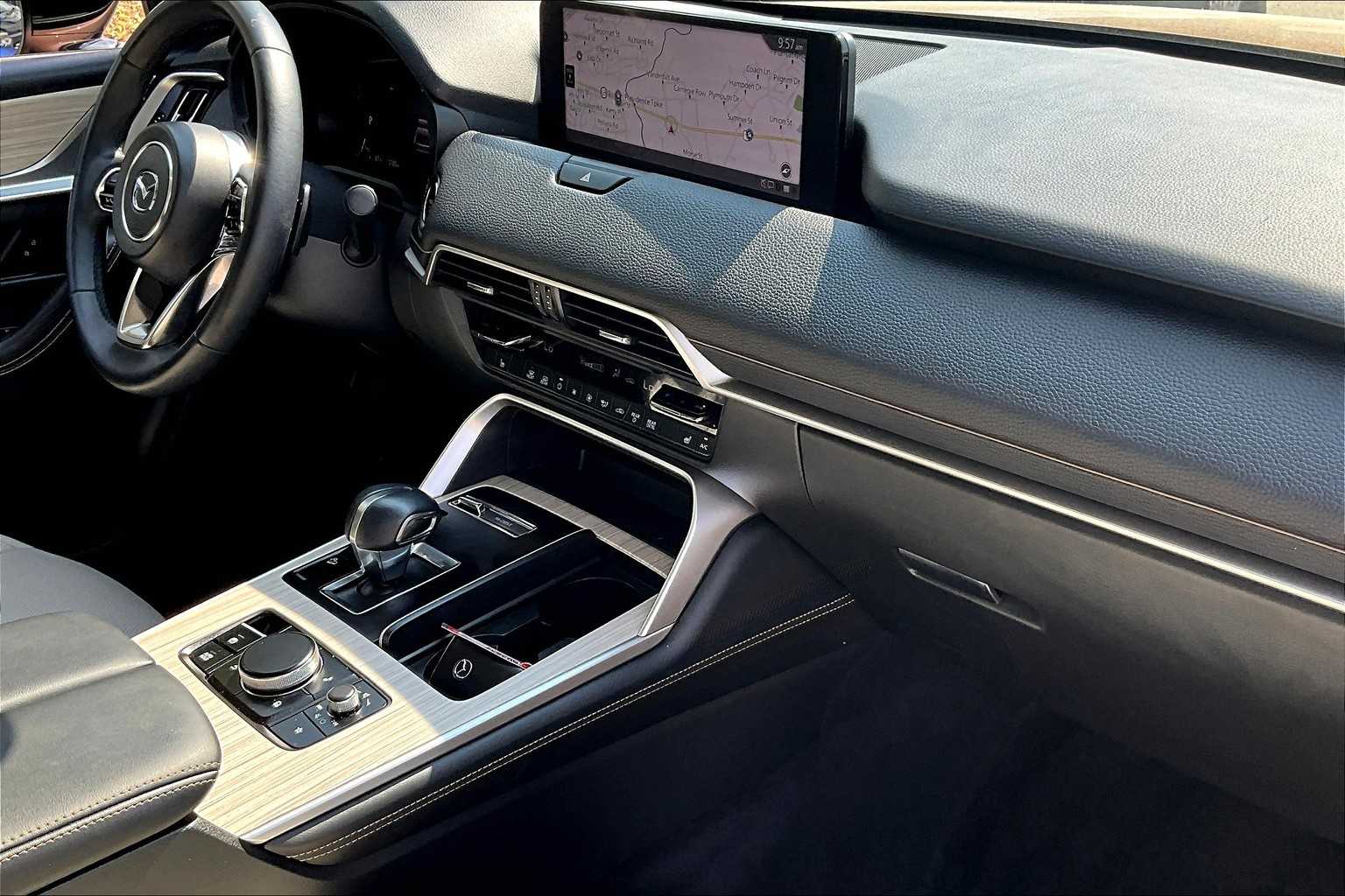 2025 Mazda CX-70 PHEV Premium Package - Photo 14