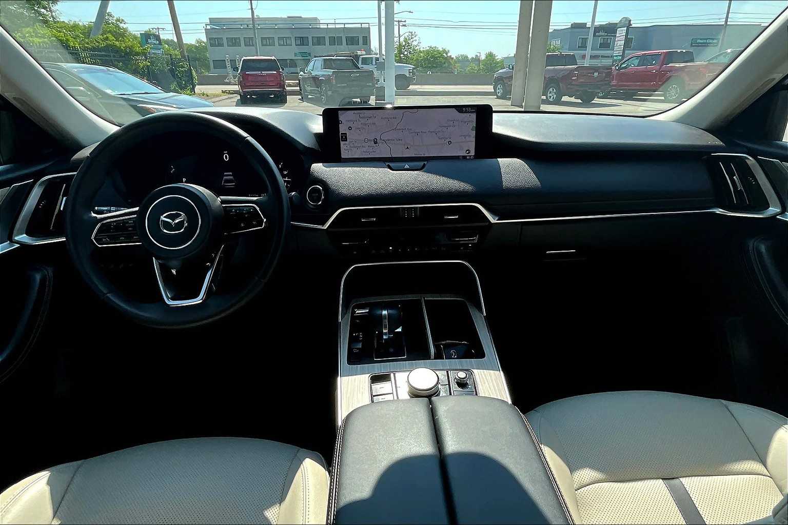 2025 Mazda CX-70 PHEV Premium Package - Photo 21