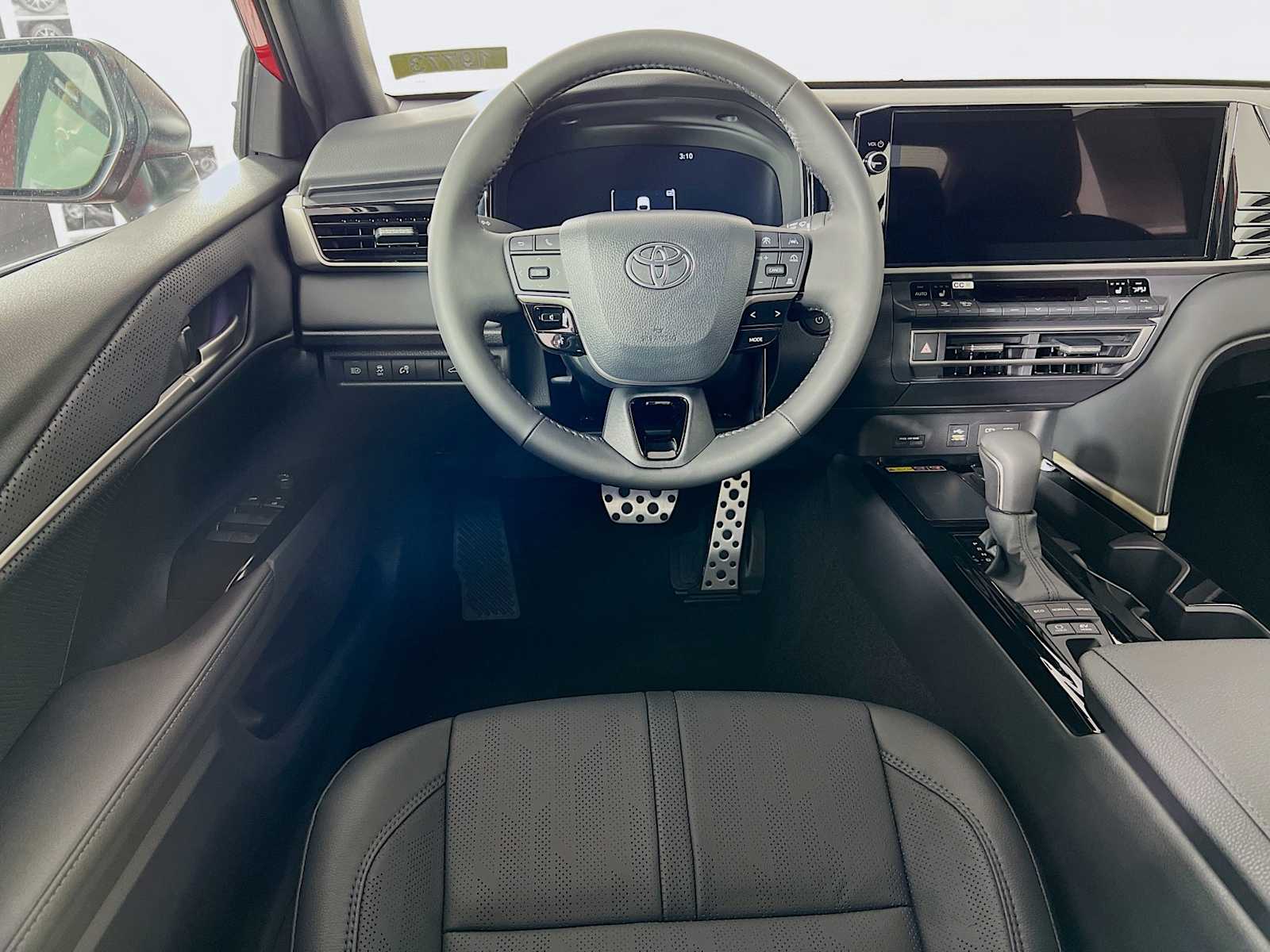 2025 Toyota Camry XSE - Photo 15