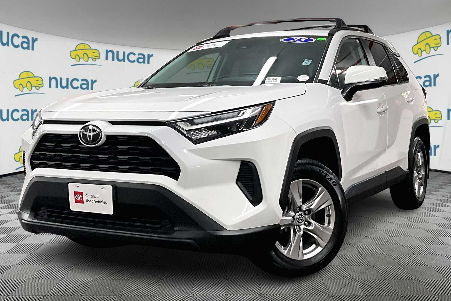 2023 Toyota RAV4 XLE - Photo 3