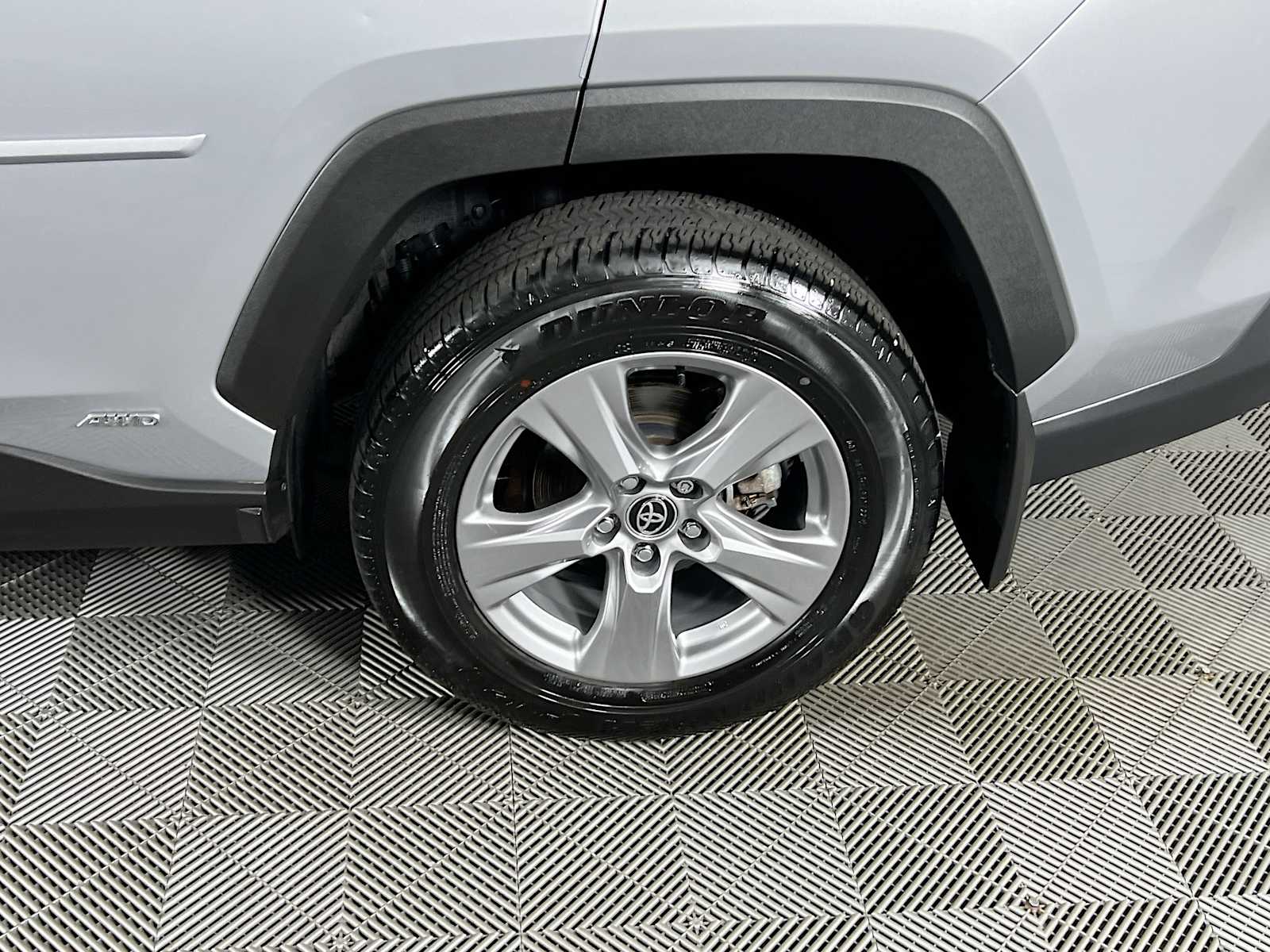 2022 Toyota RAV4 Hybrid LE - Photo 29