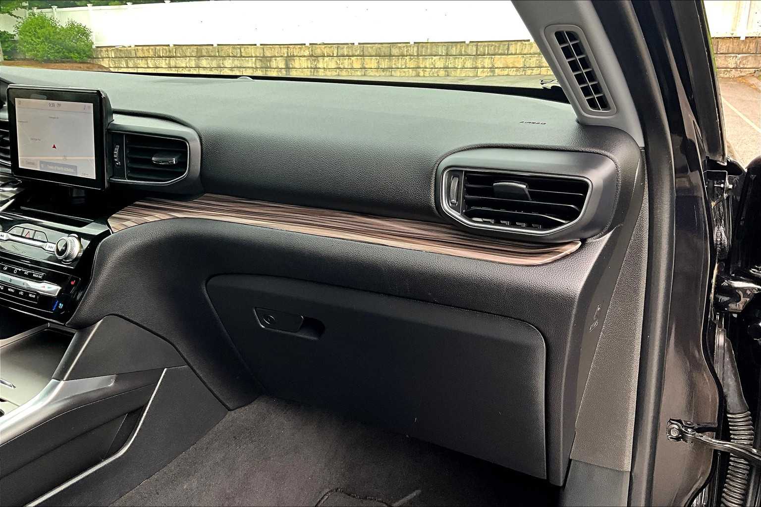 2022 Ford Explorer Limited - Photo 13