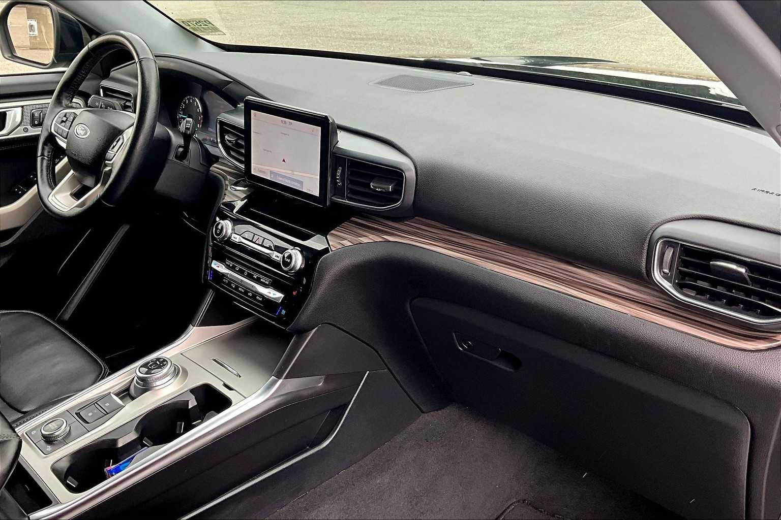 2022 Ford Explorer Limited - Photo 14