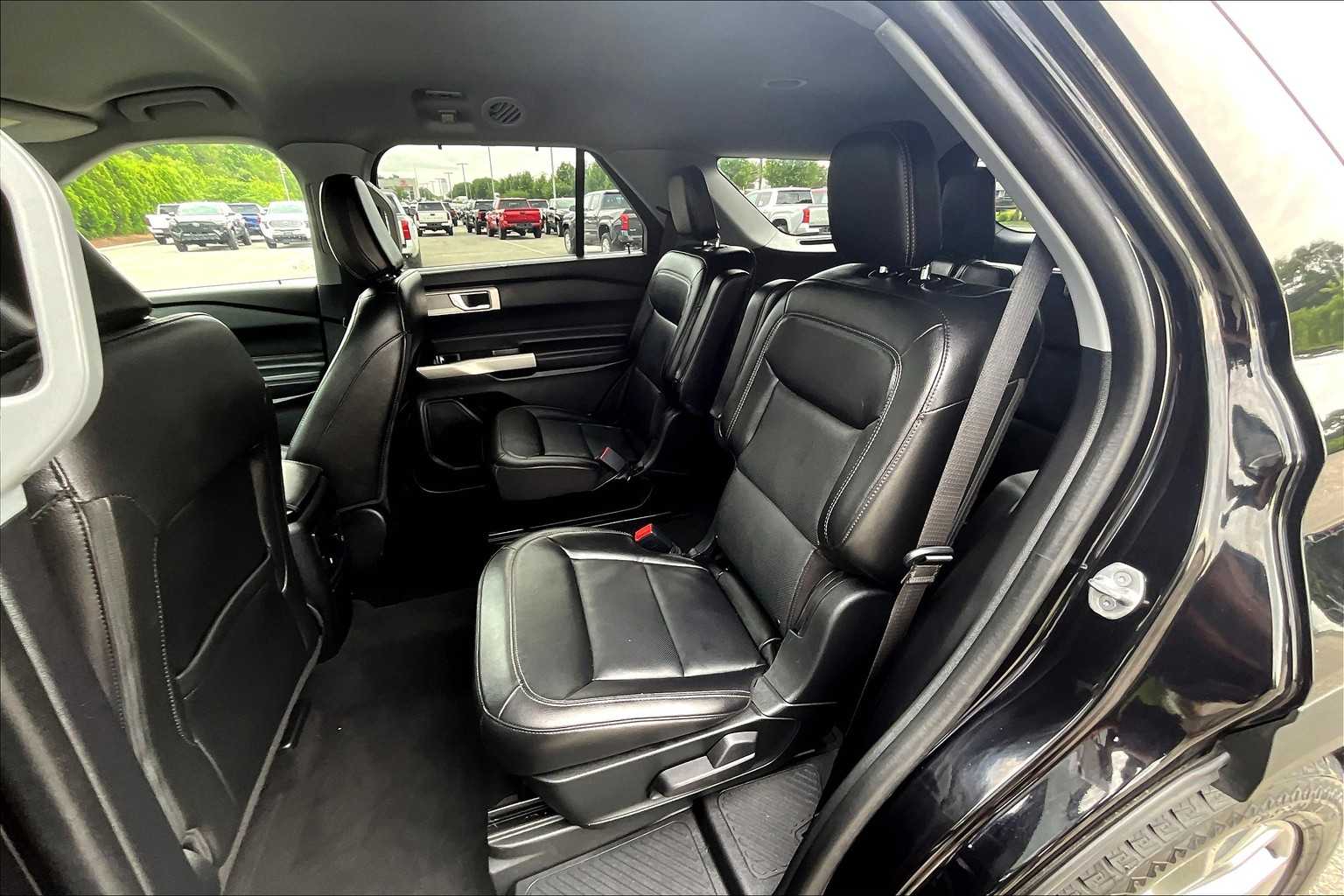 2022 Ford Explorer Limited - Photo 15