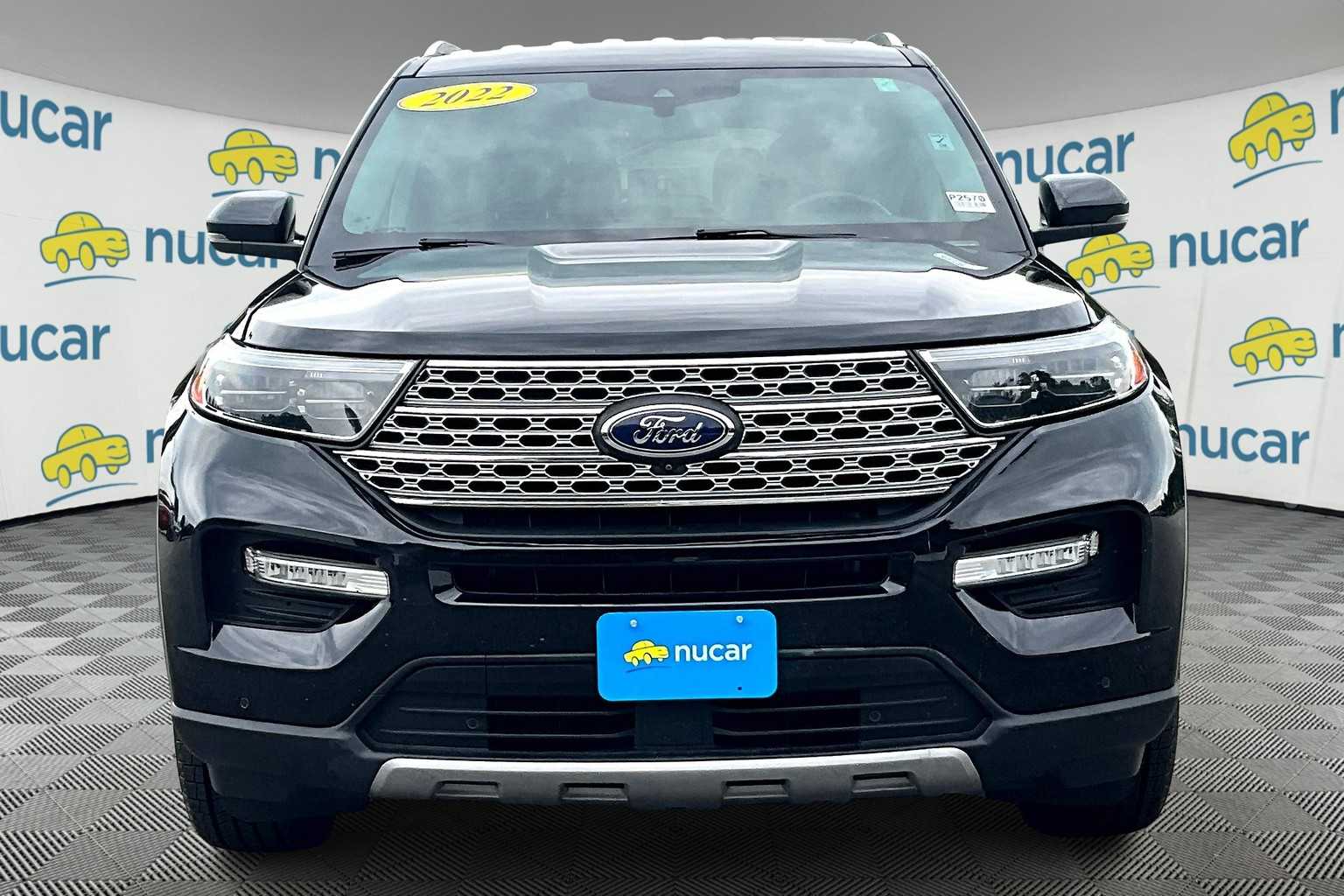 2022 Ford Explorer Limited - Photo 2