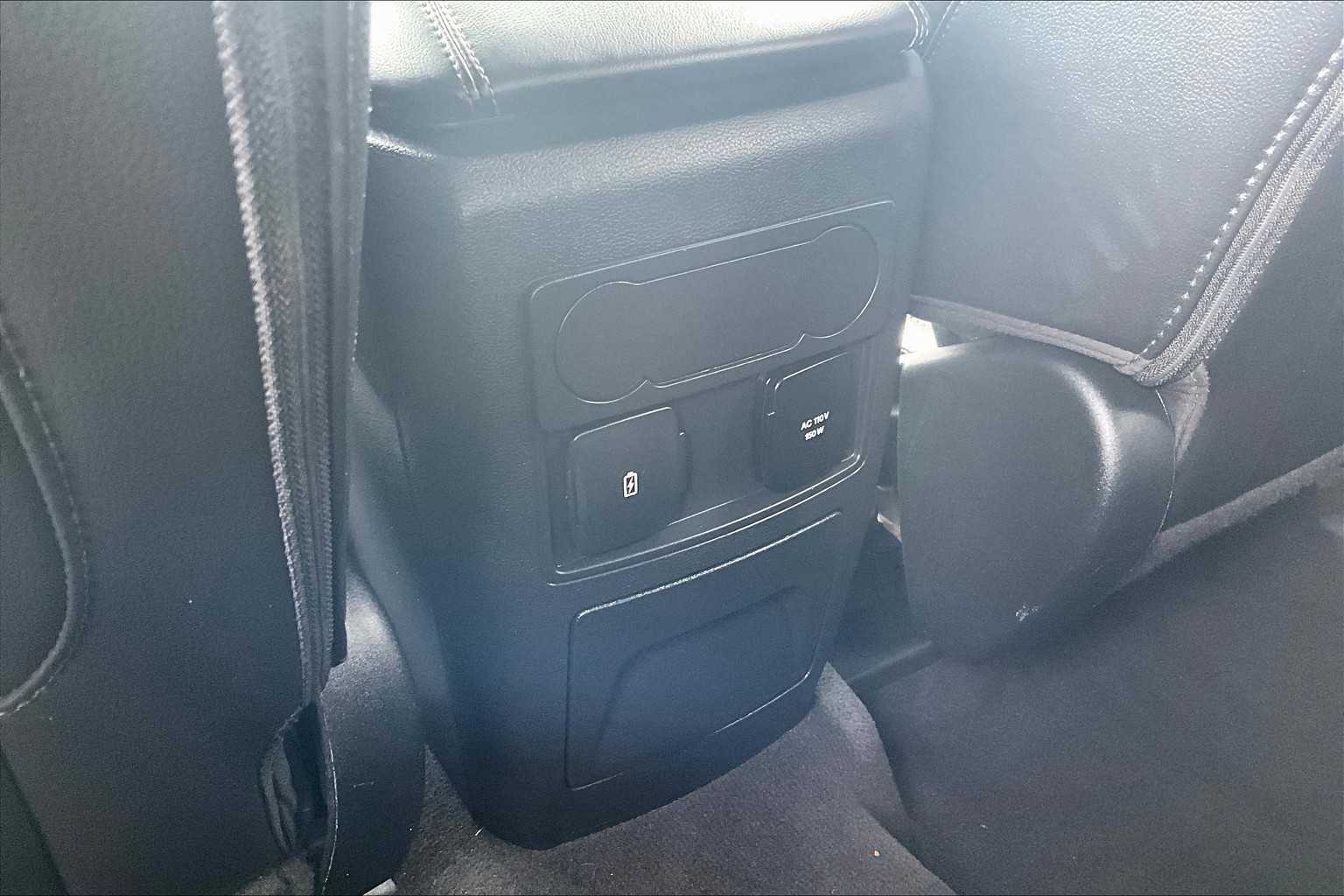 2022 Ford Explorer Limited - Photo 29