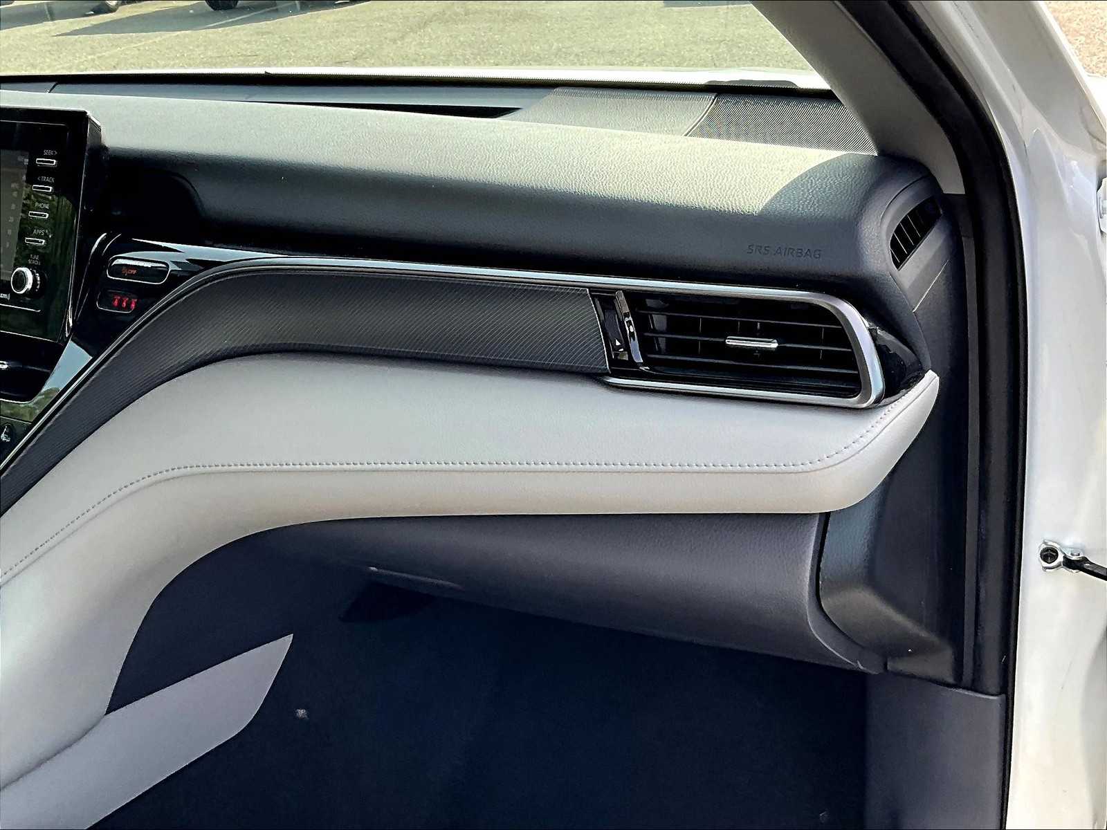 2023 Toyota Camry LE - Photo 13