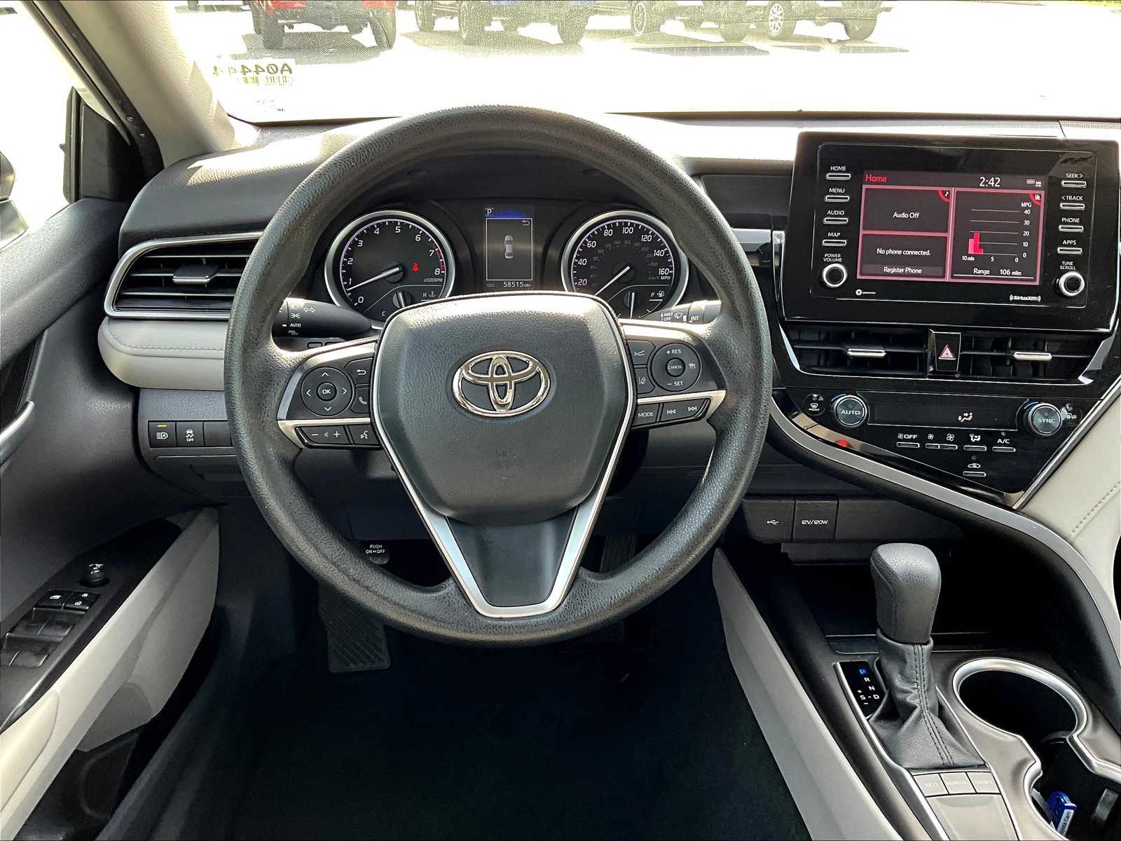 2023 Toyota Camry LE - Photo 17