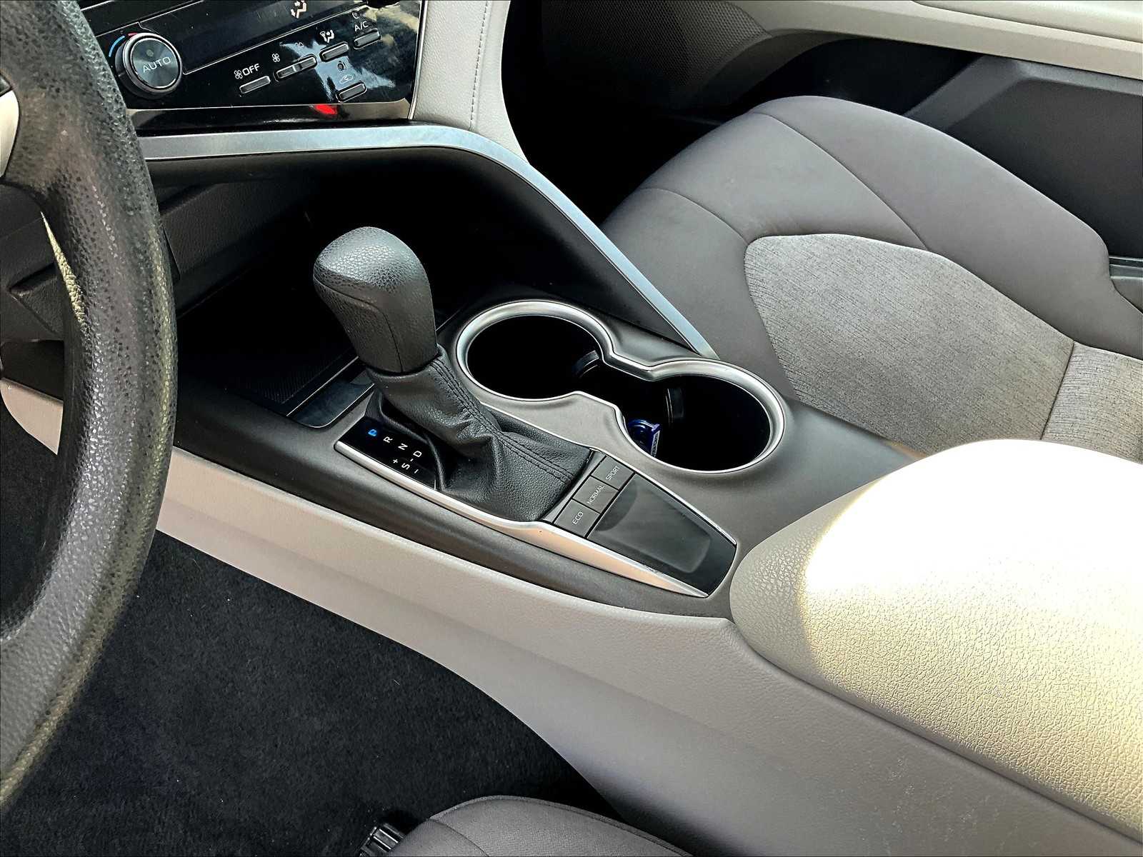 2023 Toyota Camry LE - Photo 20