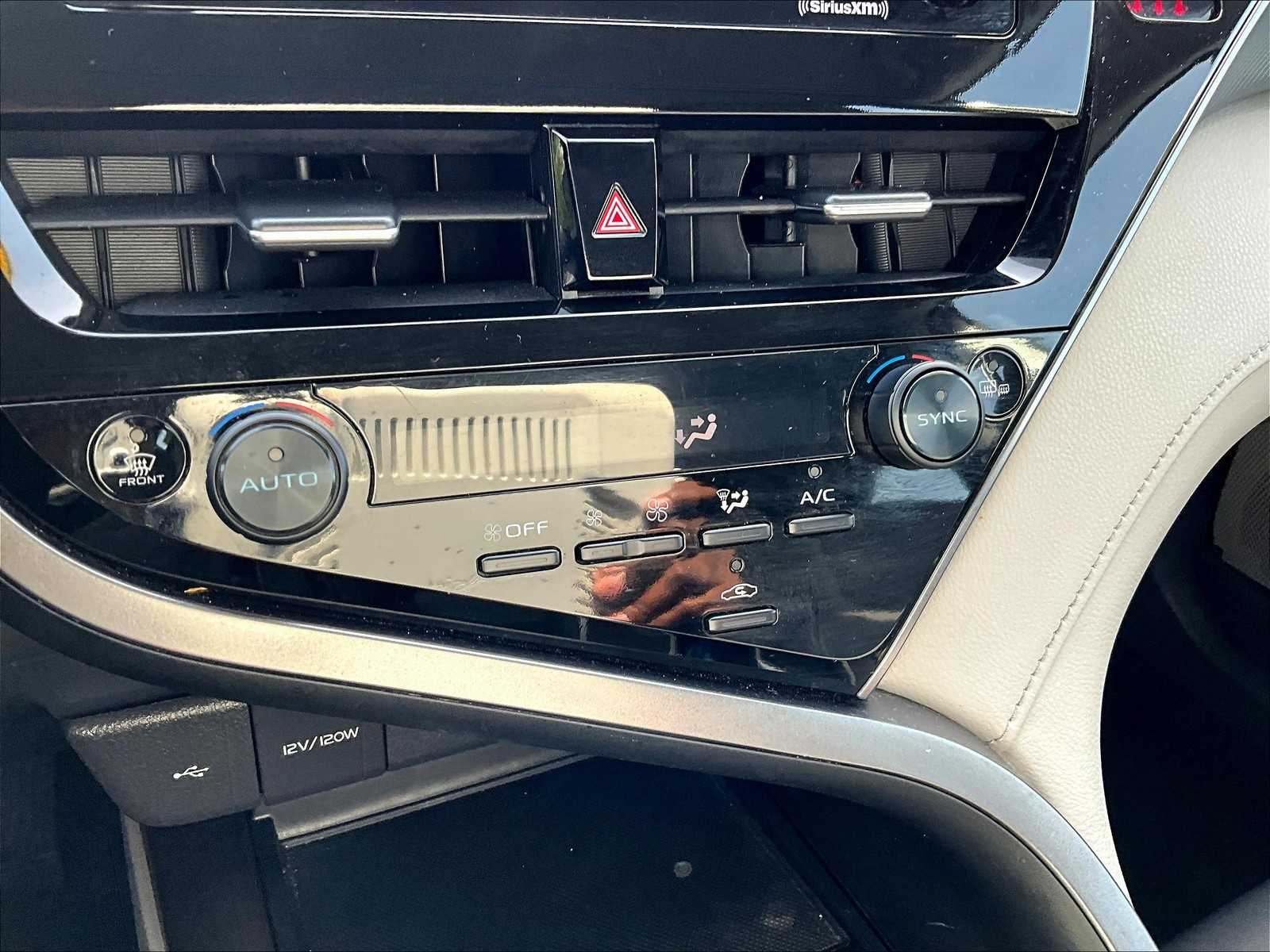 2023 Toyota Camry LE - Photo 26