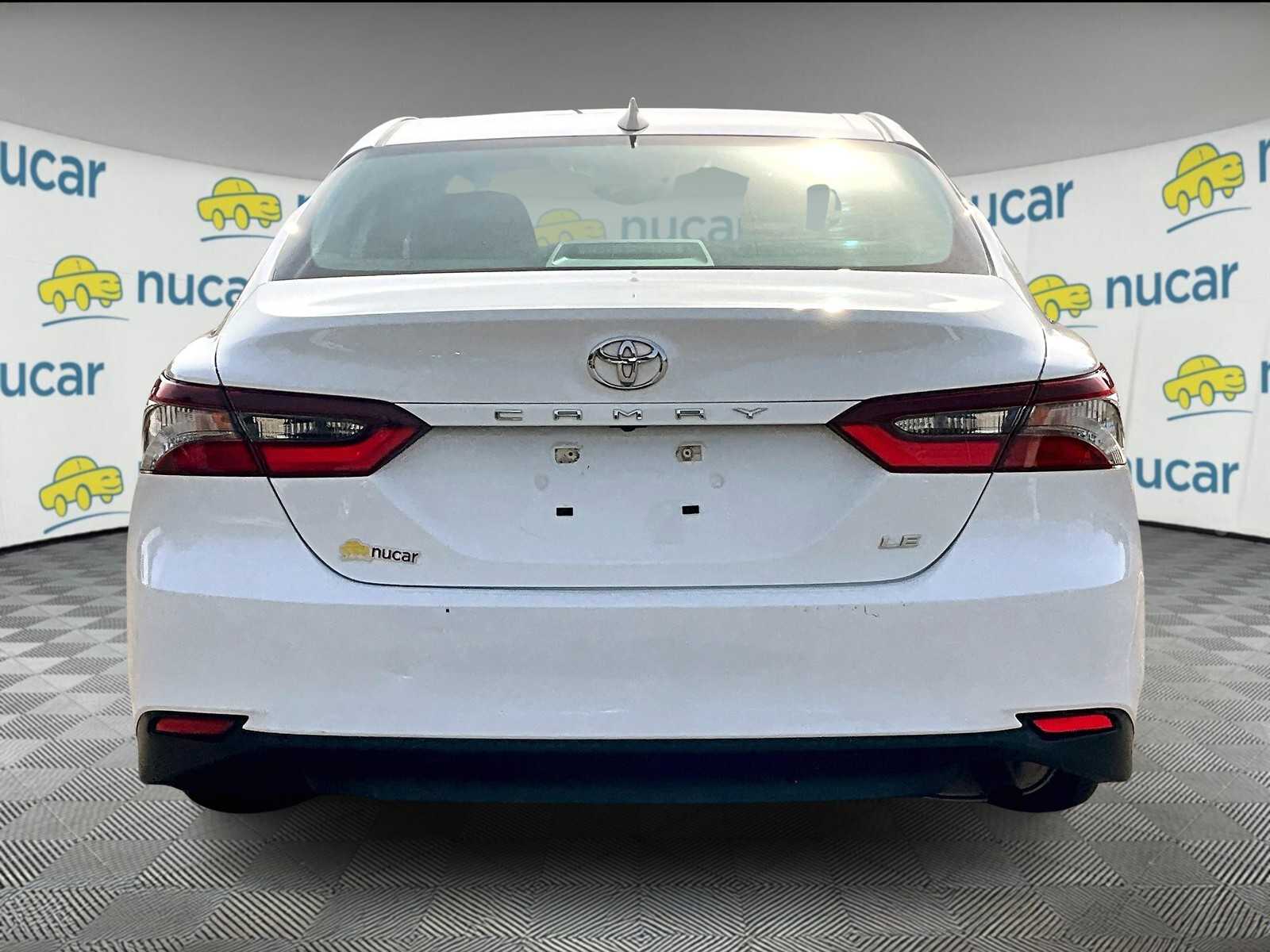 2023 Toyota Camry LE - Photo 5