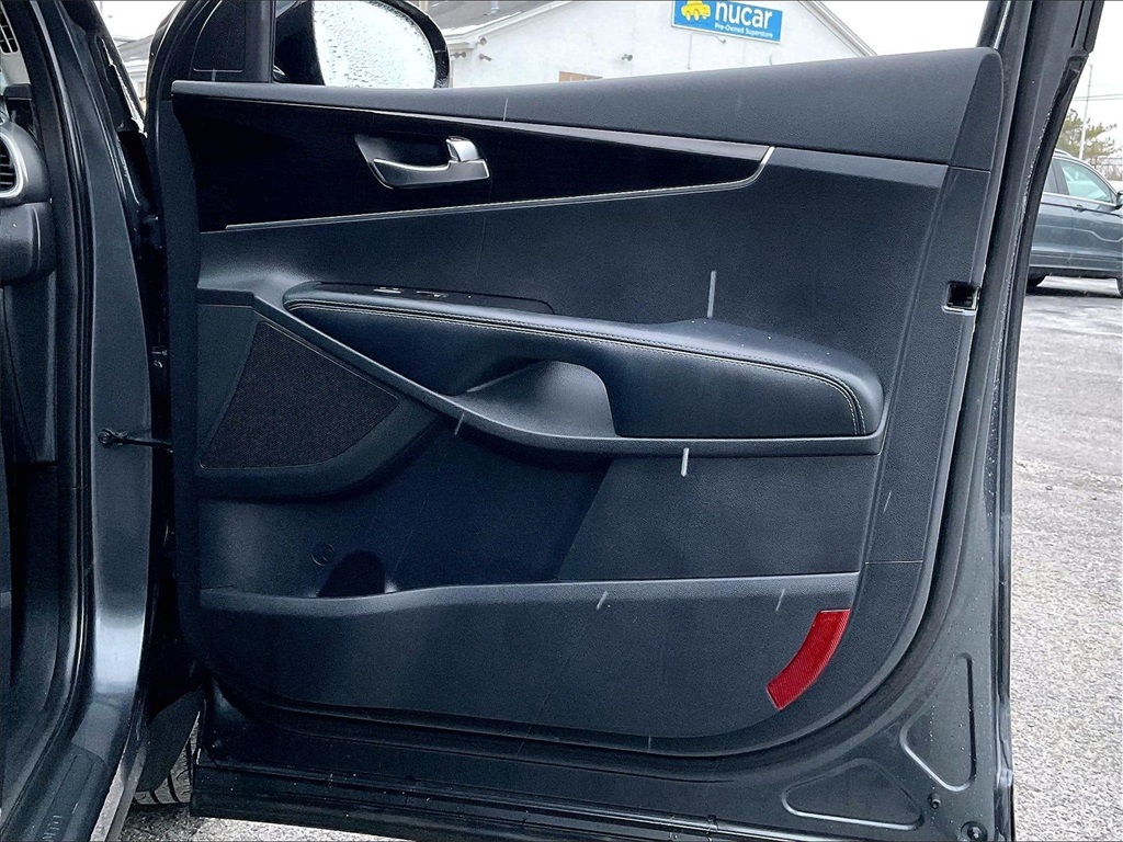 2020 Kia Sorento LX - Photo 25