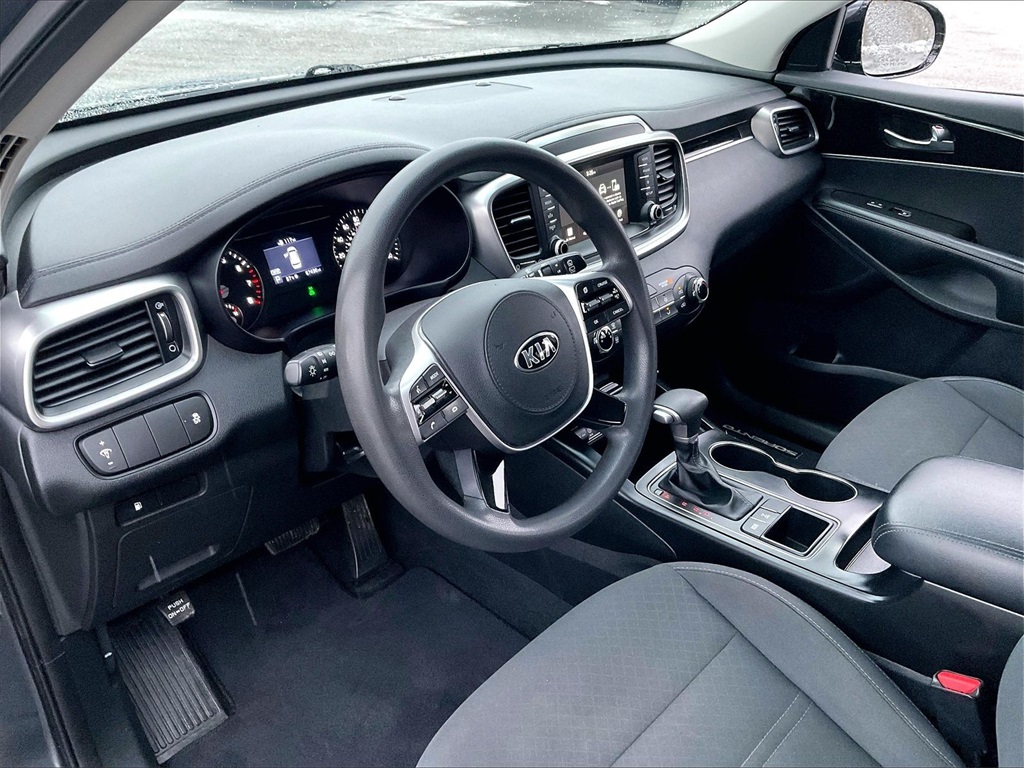 2020 Kia Sorento LX - Photo 8