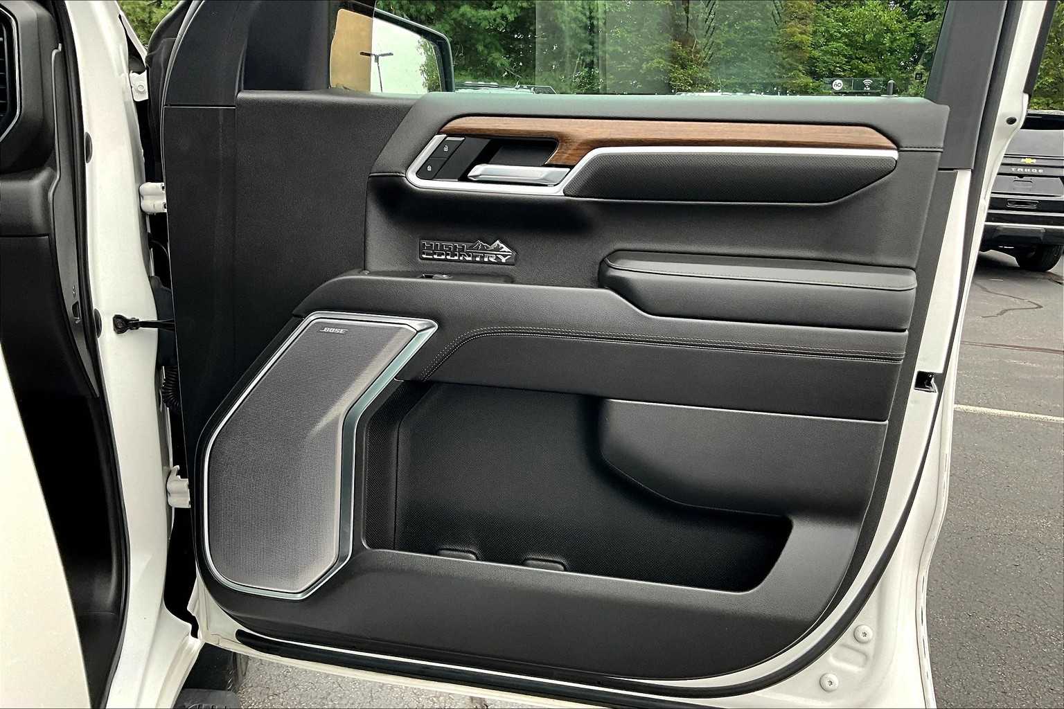 2022 Chevrolet Silverado 1500 High Country - Photo 12