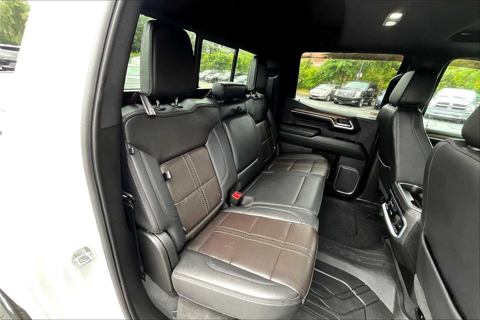 2022 Chevrolet Silverado 1500 High Country - Photo 15