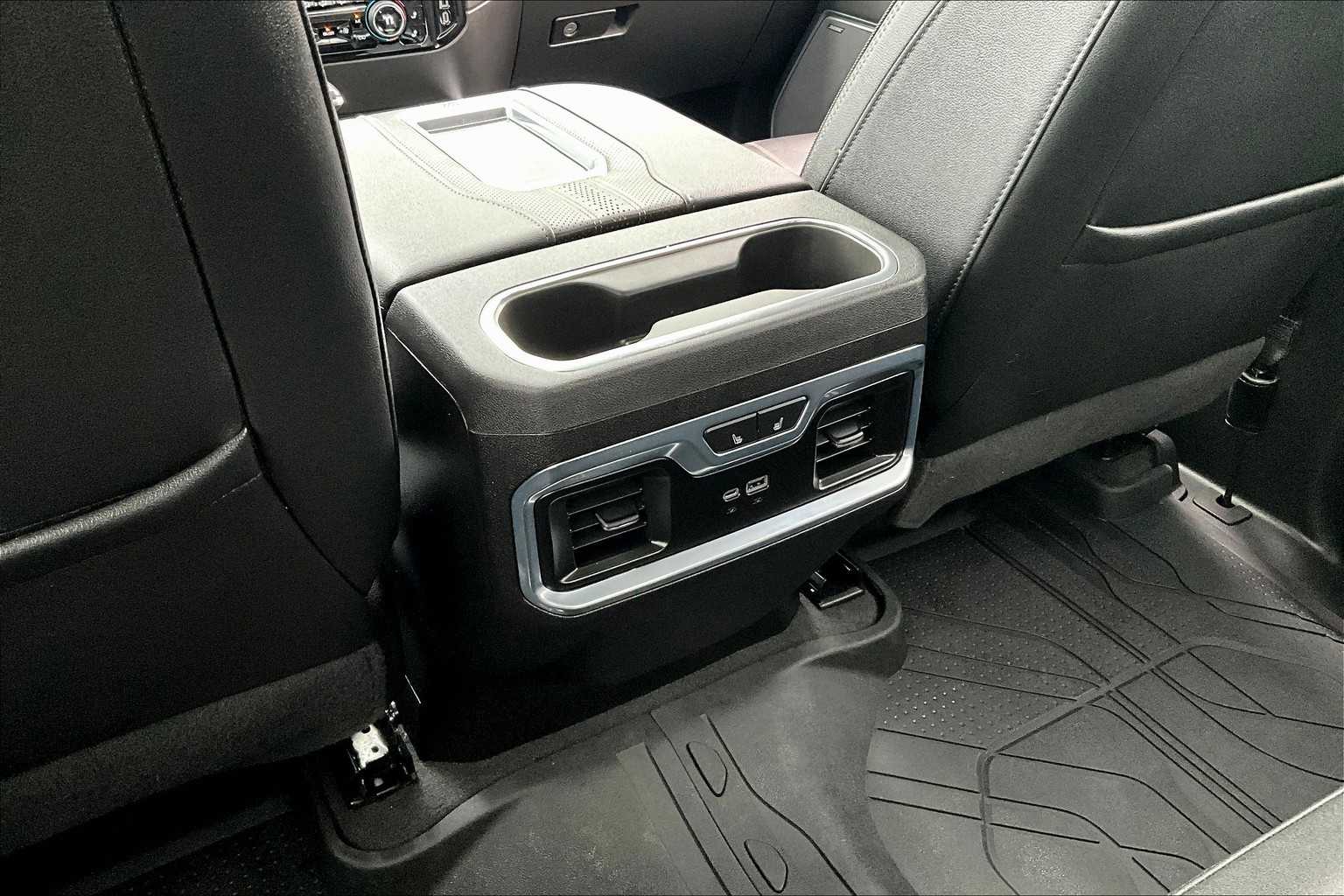 2022 Chevrolet Silverado 1500 High Country - Photo 28
