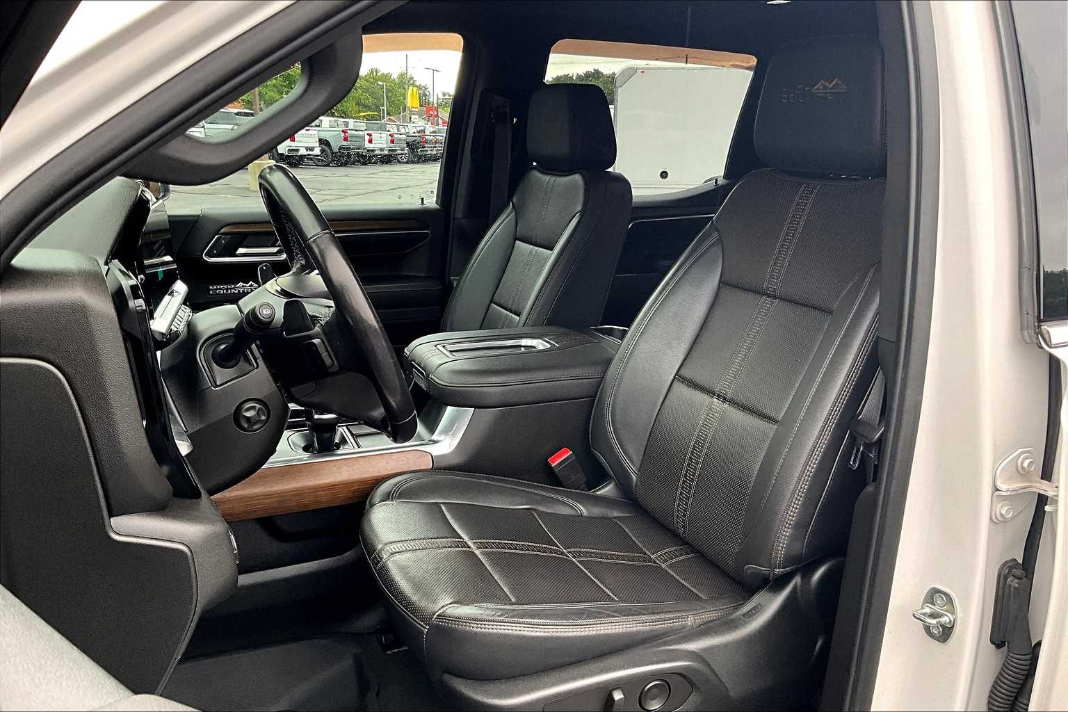 2022 Chevrolet Silverado 1500 High Country - Photo 10
