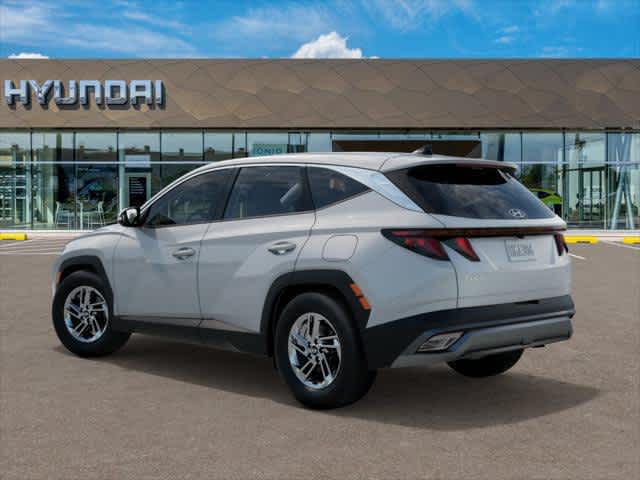 2025 Hyundai Tucson SE - Photo 5