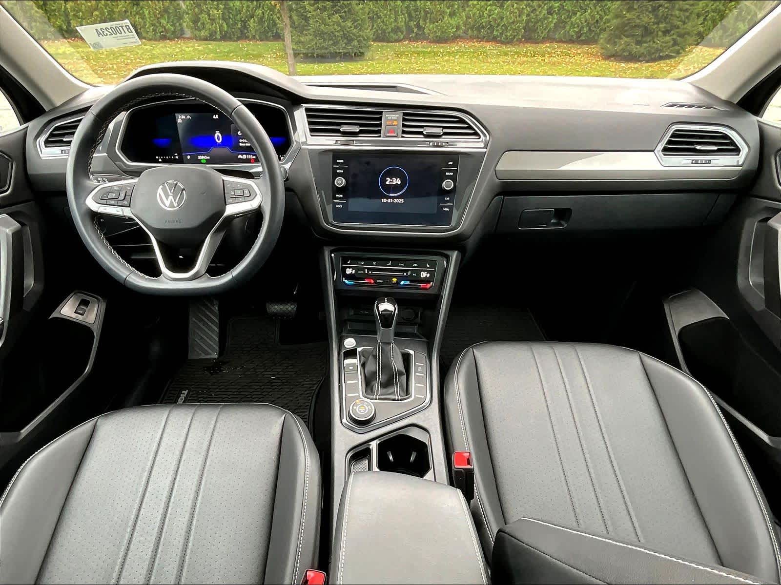 2022 Volkswagen Tiguan SE - Photo 21