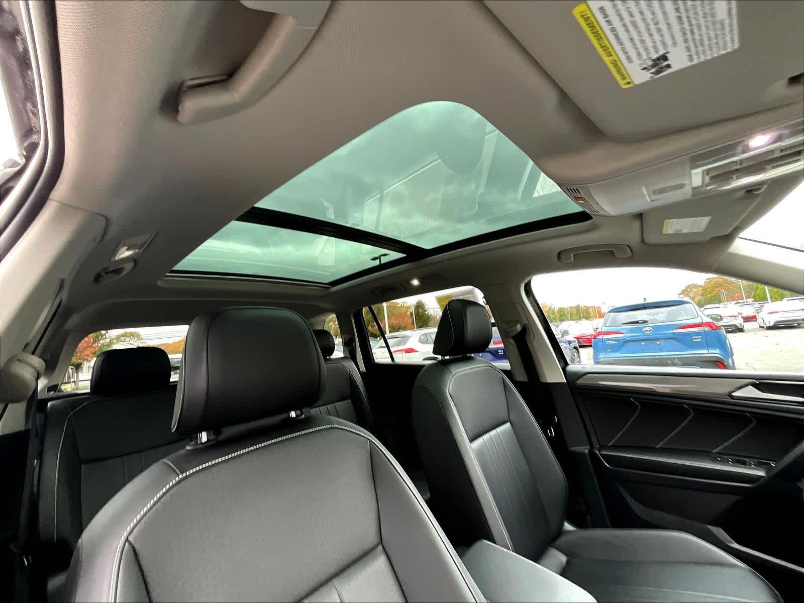 2022 Volkswagen Tiguan SE - Photo 22