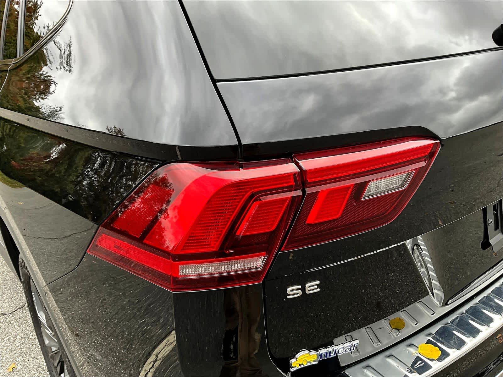 2022 Volkswagen Tiguan SE - Photo 34