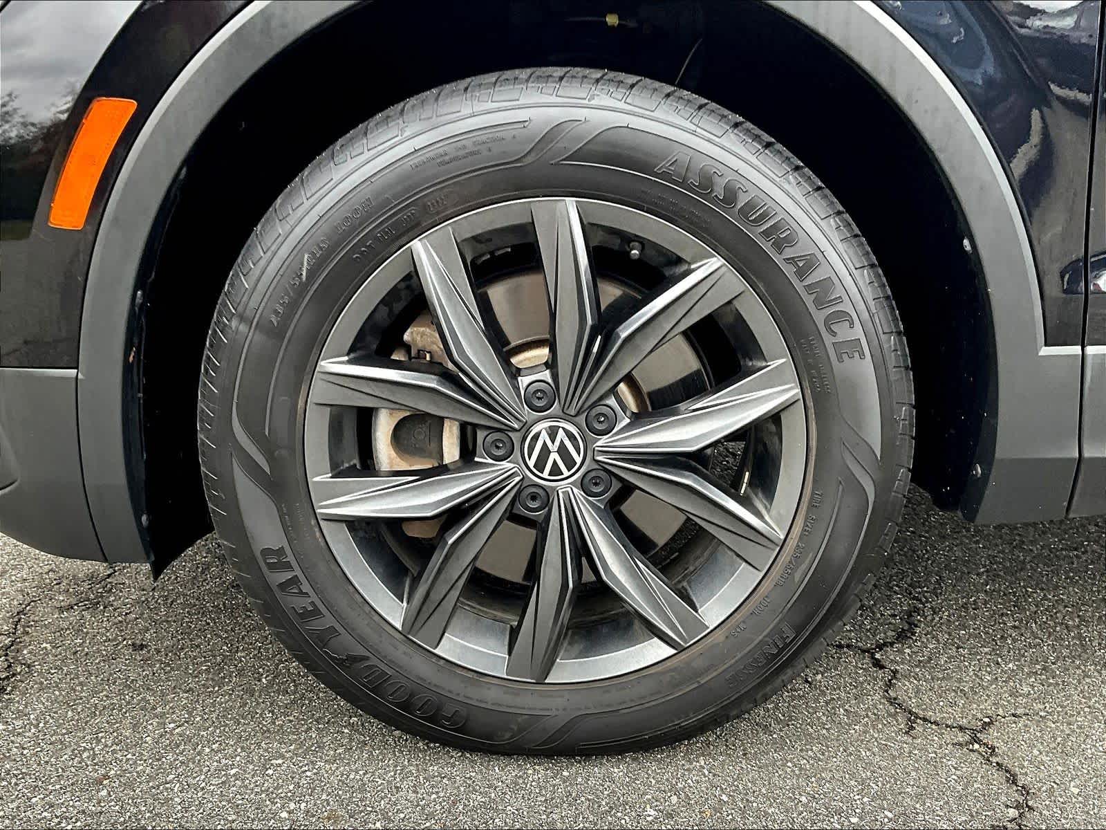 2022 Volkswagen Tiguan SE - Photo 7