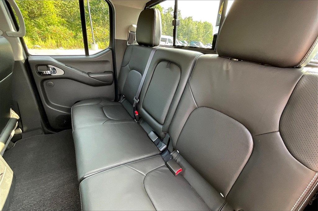 2020 Nissan Frontier PRO-4X - Photo 14